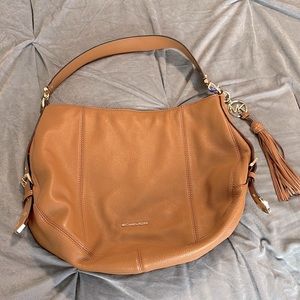 Michael Kors hobo bag. Carmel color and comfortable on the shoulder!